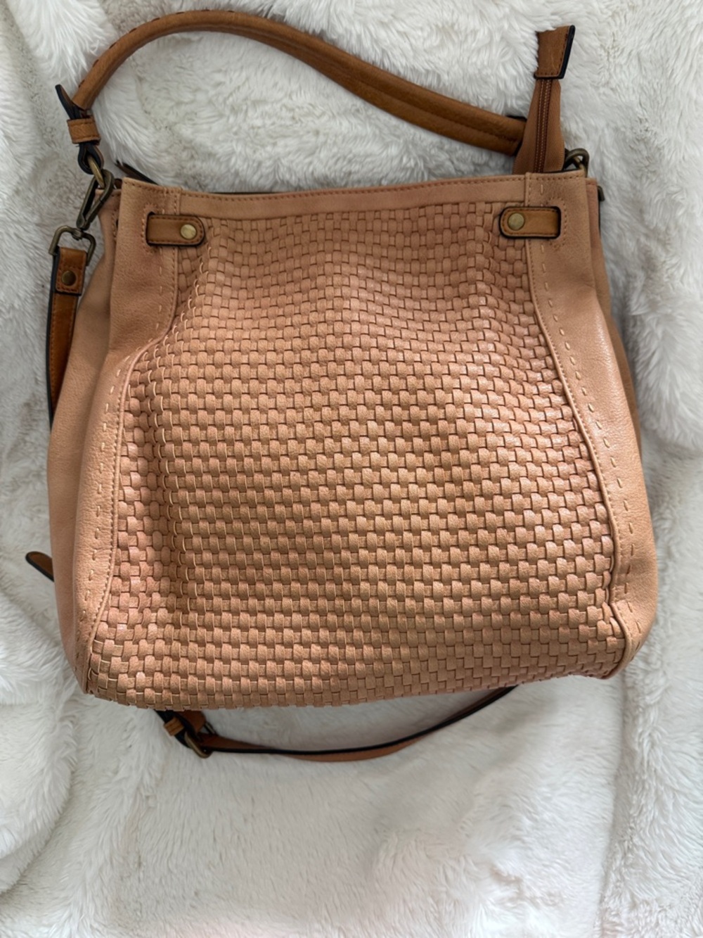 Moda Luxe Woven Shoulder Bag in Tan Brown
